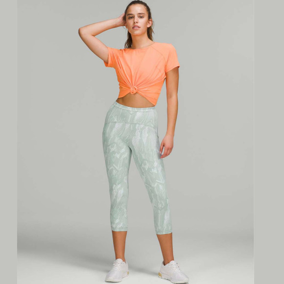 Lululemon Swift Speed High-Rise Crop 21" Size 6 - Picture 1 of 8